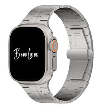 Lade das Bild in den Galerie-Viewer, cover